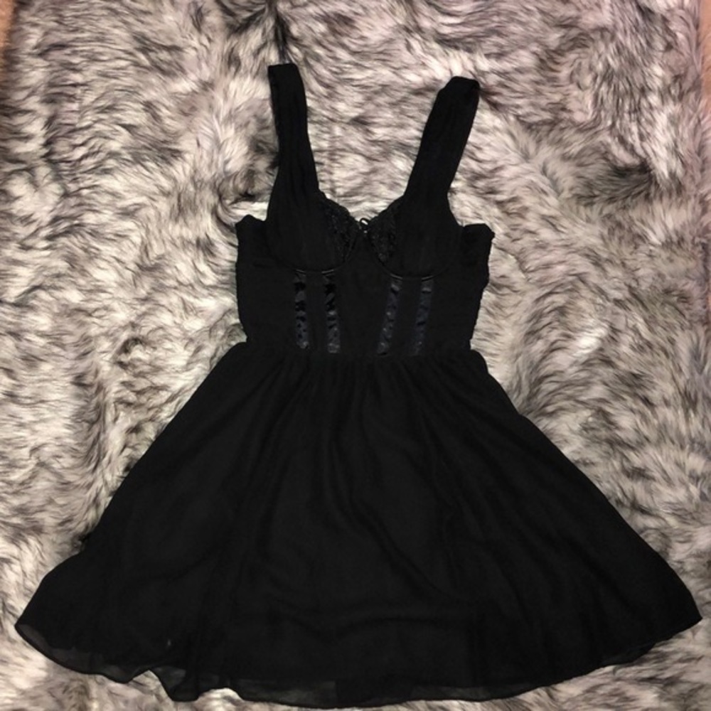 H&M bustier fit and flare dress NWT
